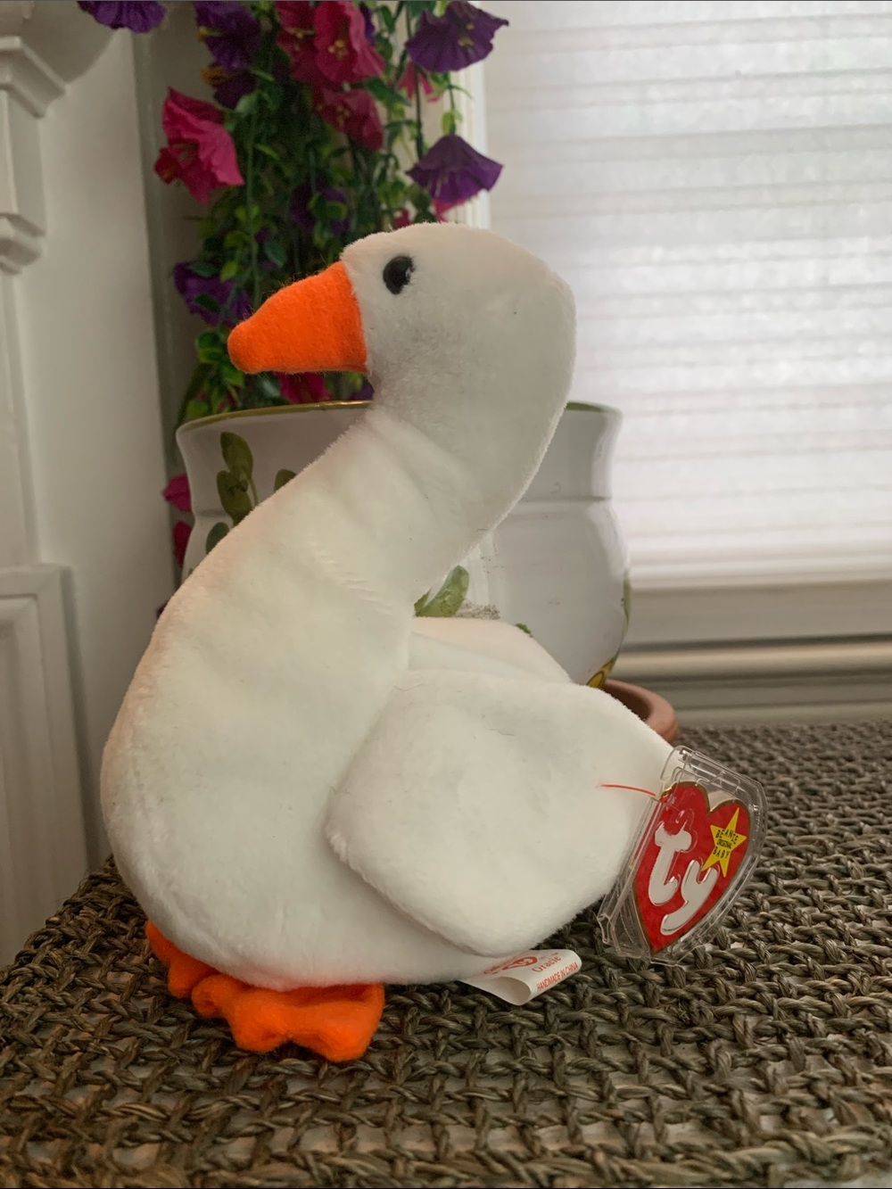 Ty NWT 1996 “Gracie” Swan Duck Plush with Orange Beak and Feet Beanie Baby